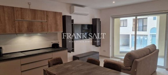 3 Schlafzimmer Maisonette-Wohnung in Bahar ic-Caghaq, Malta, Nr. 10390 3