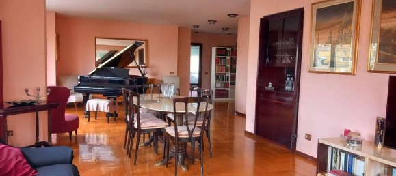 3 bedrooms Penthouse in Rome, Italy No. 334951 9