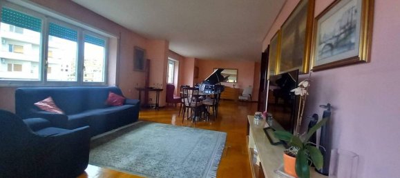 3 bedrooms Penthouse in Rome, Italy No. 334951 8