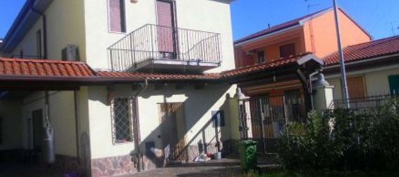 5-Zimmer Villa in Vittuone, Italy, Nr. 204540 12
