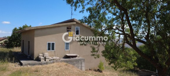 6 rooms House in Potenza, Italy No. 262293 3