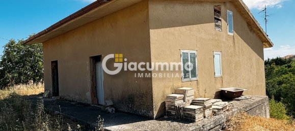 6 rooms House in Potenza, Italy No. 262293 4