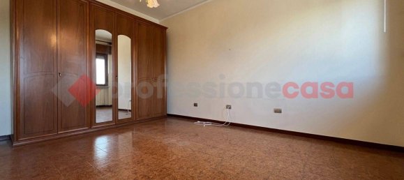 6 bedrooms House in Isola Rizza, Italy No. 272909 10
