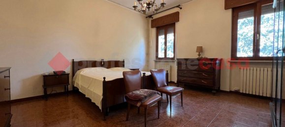 6 bedrooms House in Isola Rizza, Italy No. 272909 14