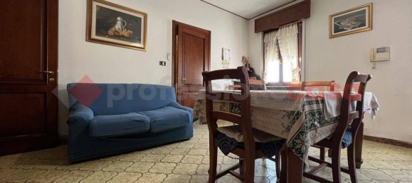 6 bedrooms House in Isola Rizza, Italy No. 272909 4