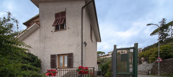 Villa de 13 habitaciónes en Chiavari, Italy No. 39516 4