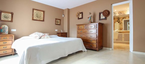 Apartamento de 3 dormitorios en Marbella, Spain No. 34811 14
