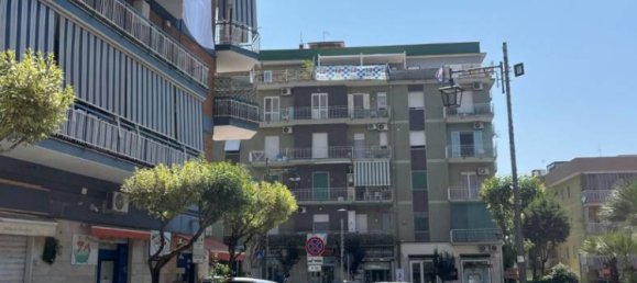 4 bedrooms Apartment in Ercolano, Italy No. 320404 5