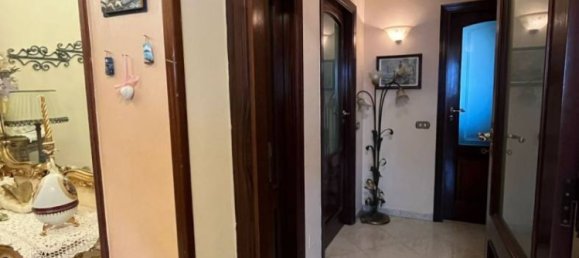 4 bedrooms Apartment in Ercolano, Italy No. 320404 6