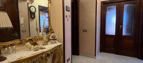 4 bedrooms Apartment in Ercolano, Italy No. 320404 4