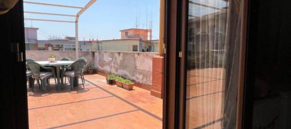 4 bedrooms Apartment in Ercolano, Italy No. 320404 24