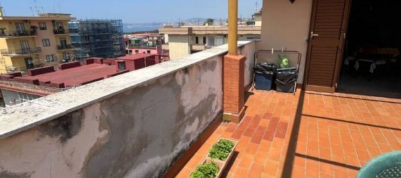 4 bedrooms Apartment in Ercolano, Italy No. 320404 10