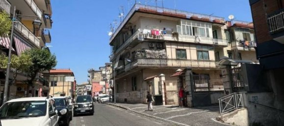 4 bedrooms Apartment in Ercolano, Italy No. 320404 2
