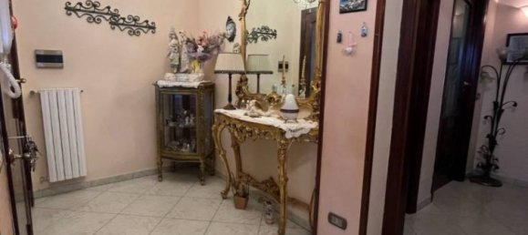 4 bedrooms Apartment in Ercolano, Italy No. 320404 8
