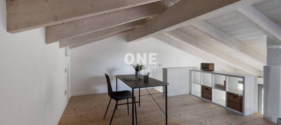 Вилла с 4 спальнями в Лураго Мариноне, Италия № 12375 49