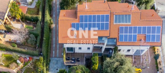 Вилла с 4 спальнями в Лураго Мариноне, Италия № 12375 41