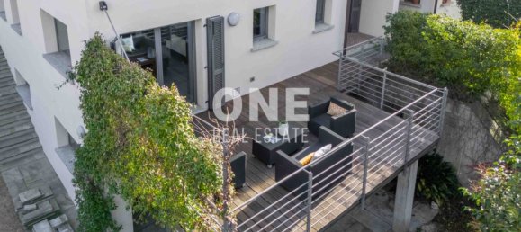 Вилла с 4 спальнями в Лураго Мариноне, Италия № 12375 17