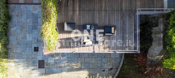 Вилла с 4 спальнями в Лураго Мариноне, Италия № 12375 8