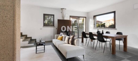 Вилла с 4 спальнями в Лураго Мариноне, Италия № 12375 16