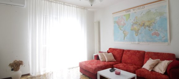 4 rooms Apartment in Pieve Emanuele, Italy No. 22602 3