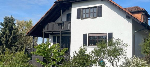 Casa de 3 dormitorios en Hof, Germany No. 352718 2