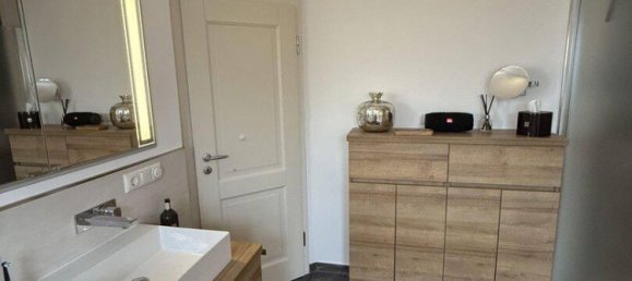 Casa de 3 dormitorios en Hof, Germany No. 352718 16