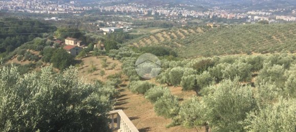 Вилла с 5 комнатами в Сан Пьетро ин Гуарано, Италия № 159961 23