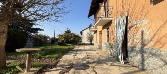 Villa de 5 habitaciónes en Villanova d'Asti, Italy No. 172517 26