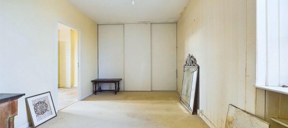 4 Schlafzimmer Haus in La Jarrie, France, Nr. 311848 12