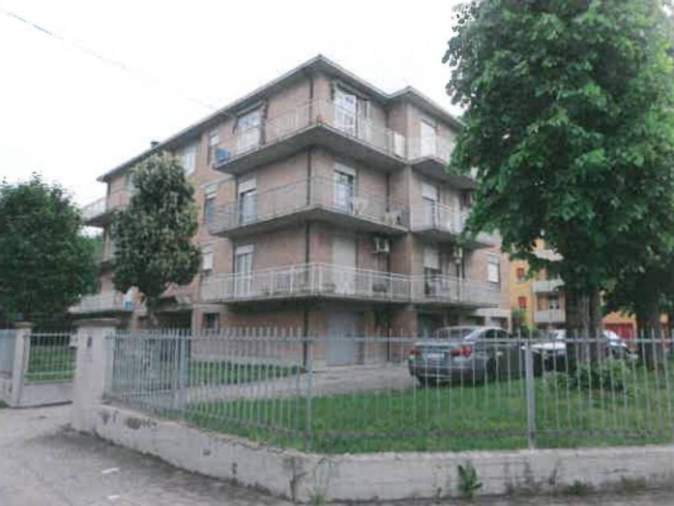 4 rooms Apartment in Rolo, Italy No. 96571