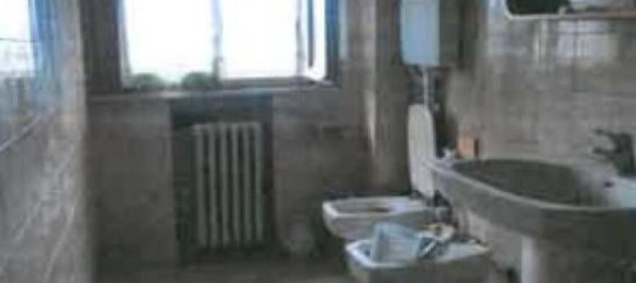 4 rooms Apartment in Rolo, Italy No. 96571 6