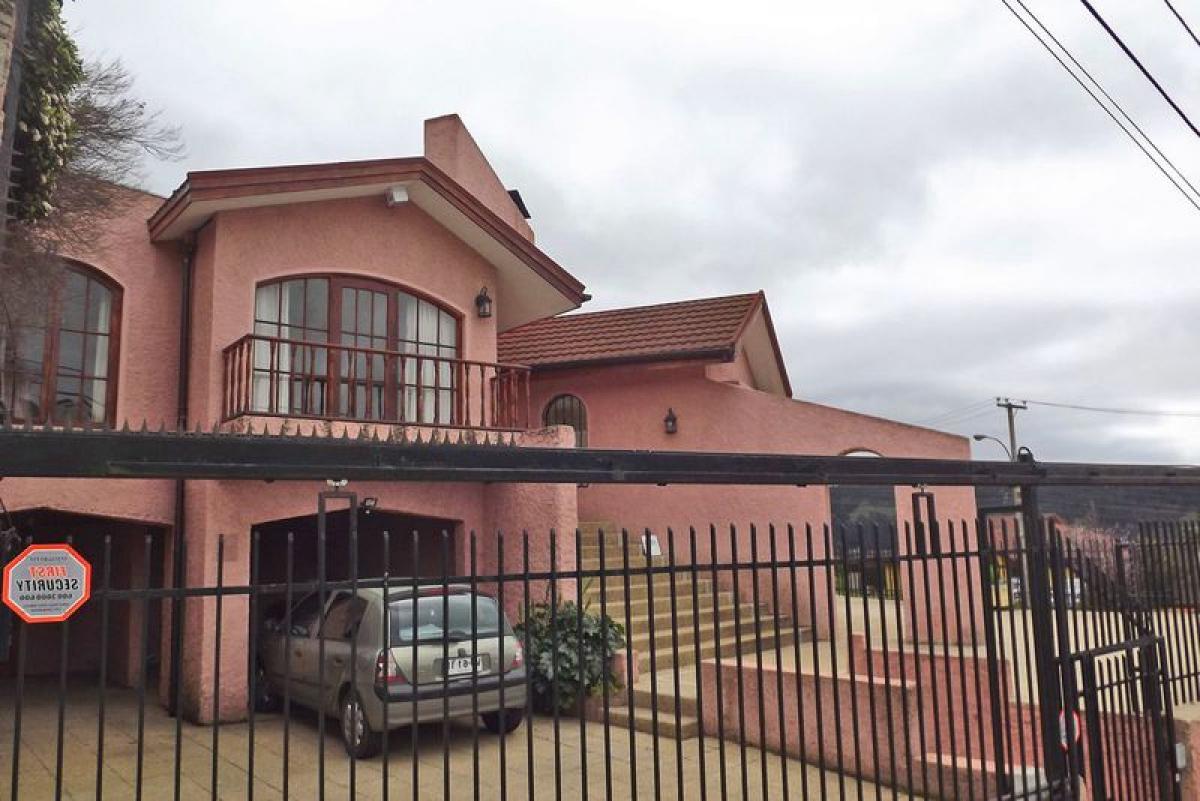 5 bedrooms House in Valparaiso, Chile No. 2816