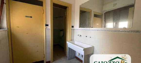 6 rooms Apartment in Palermo, Italy No. 34952 13