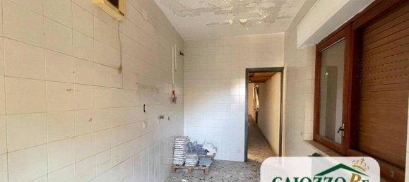 6 rooms Apartment in Palermo, Italy No. 34952 12