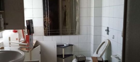 Casa de 5 divisões em Pieve Porto Morone, Italy N.º 311909 12