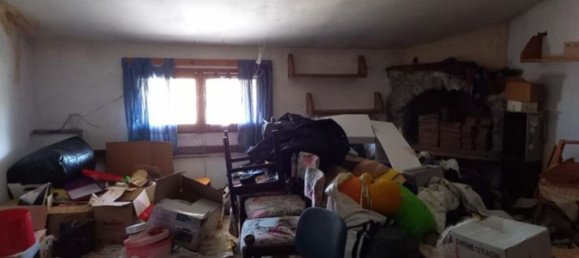 Casa de 5 divisões em Pieve Porto Morone, Italy N.º 311909 22