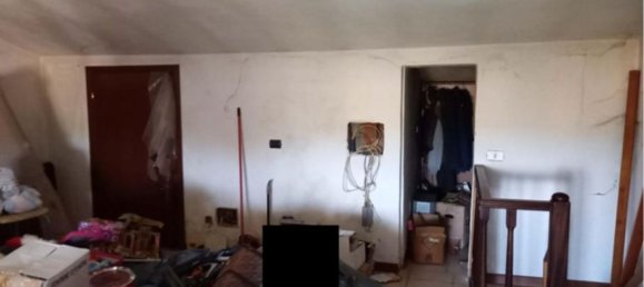 Casa de 5 divisões em Pieve Porto Morone, Italy N.º 311909 21