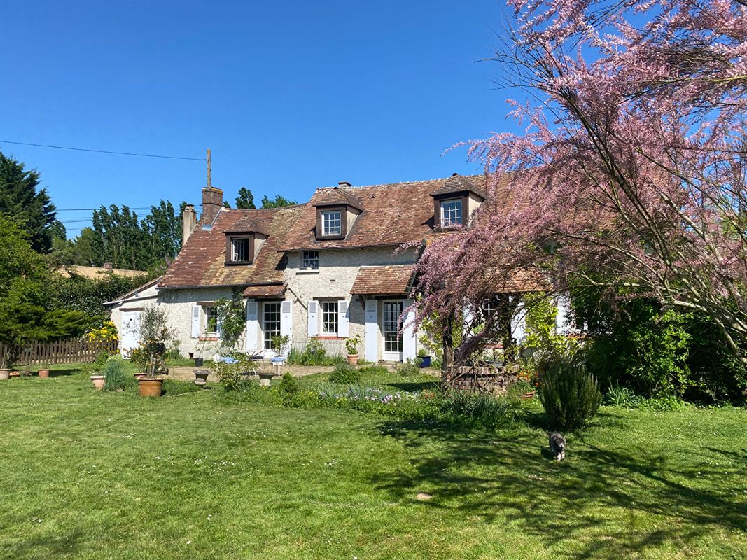 4 غرف نوم منزل في Houdan, France رقم 118453