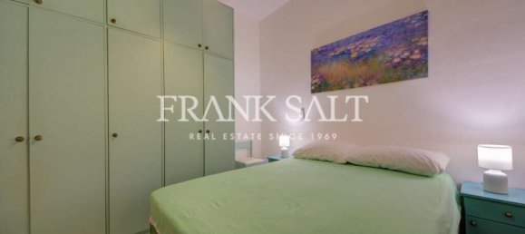 Apartamento de 2 dormitorios en Marsalforn, Malta No. 2719 8