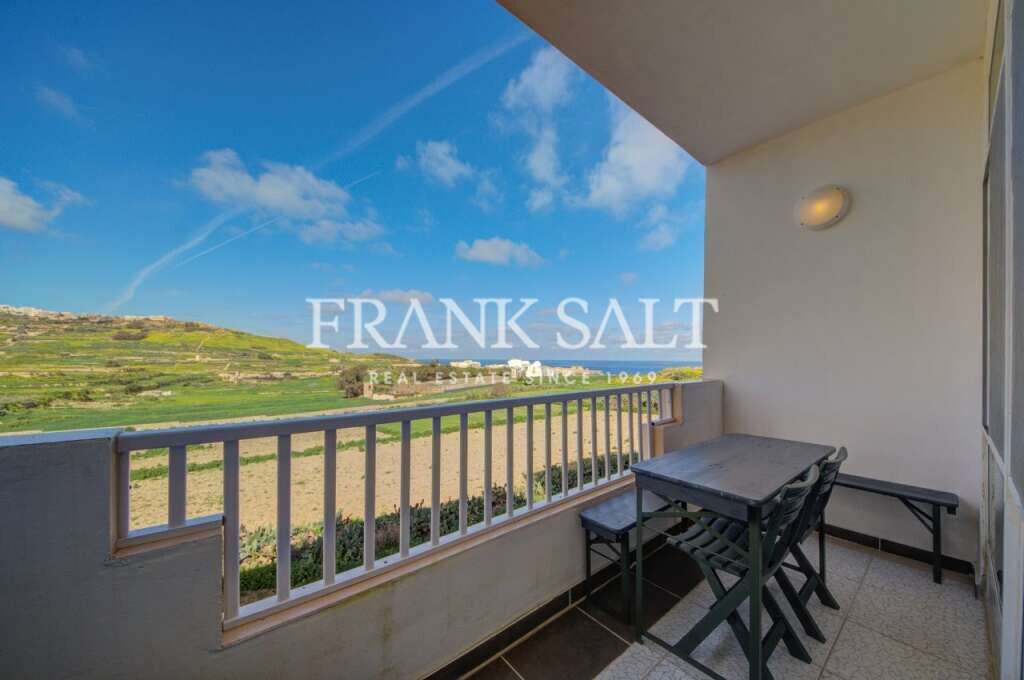 Apartamento de 2 dormitorios en Marsalforn, Malta No. 2719