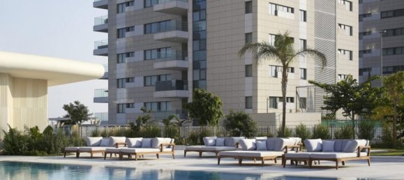 3 bedrooms Apartment in Limassol, Cyprus No. 24161 11