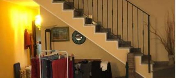 4 bedrooms Apartment in Carnago, Italy No. 359543 14