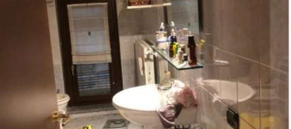 4 bedrooms Apartment in Carnago, Italy No. 359543 12