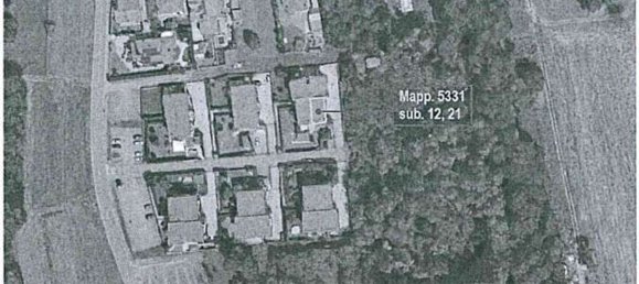 4 bedrooms Apartment in Carnago, Italy No. 359543 19