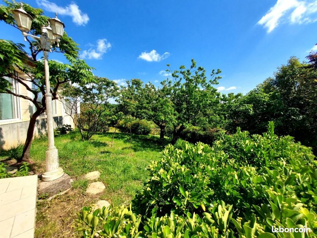 4 غرف نوم منزل في Estillac, France رقم 108375