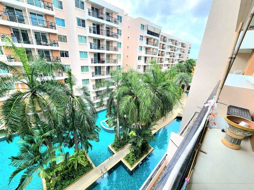 2 bedrooms Apartment in Pattaya, Thailand No. 19757