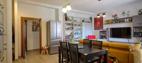 2 bedrooms Apartment in Milan, Italy No. 319168 7