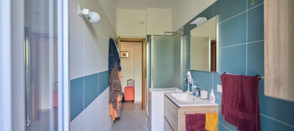 2 bedrooms Apartment in Milan, Italy No. 319168 18