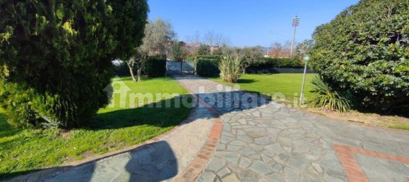 4-salle Appartement à Santo Stefano di Magra, Italy No. 280364 17