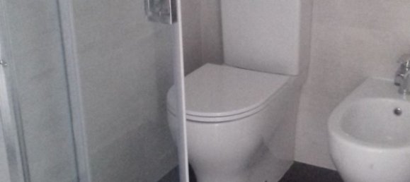 4-salle Appartement à Santo Stefano di Magra, Italy No. 280364 5